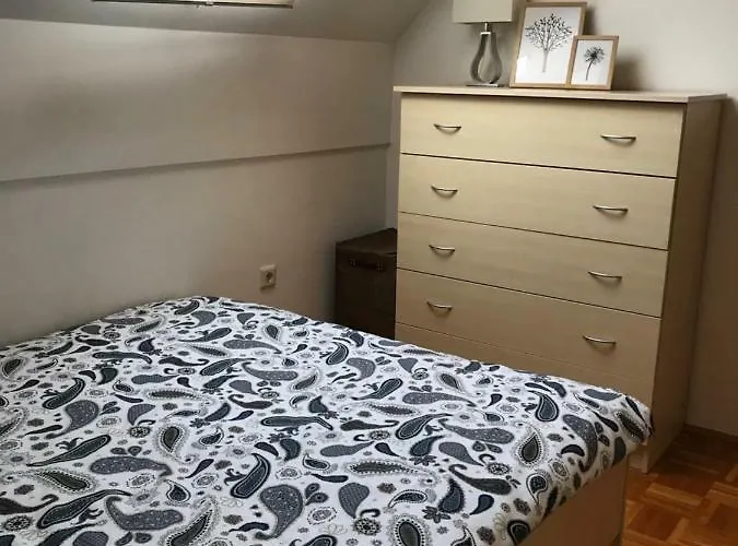 Apartma, Prekmurska Vas, Trobentica 32 公寓